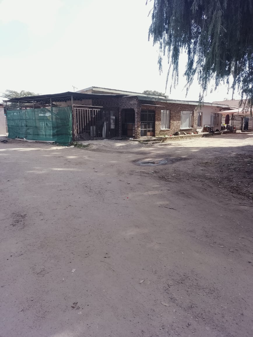 5 Bedroom Property for Sale in Oos Einde North West